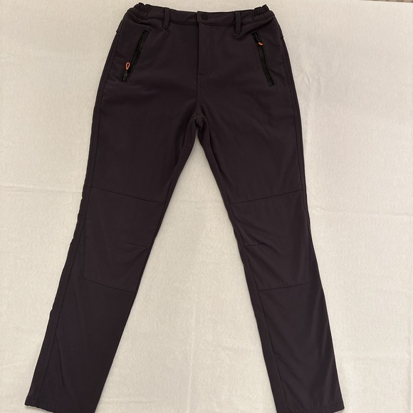 Hiking pants! - Picture 1 of 3